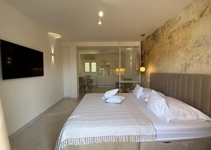 Oleander Apartment & Room Centar