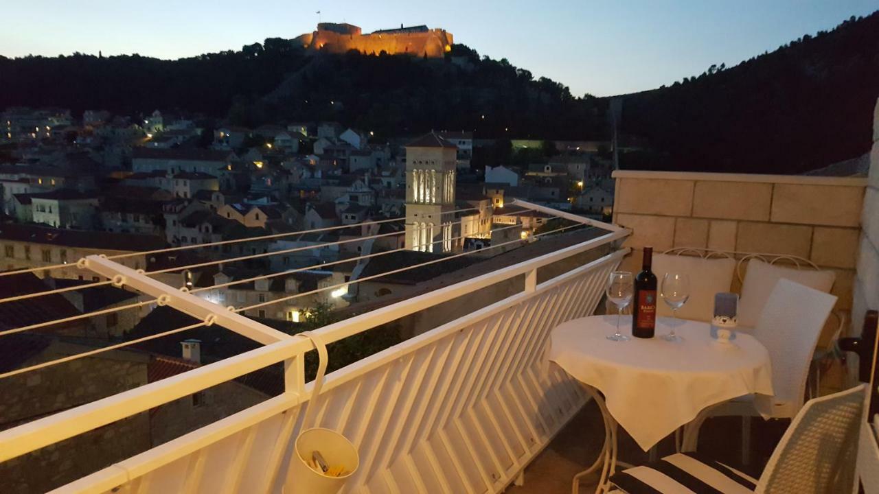 Oleander & Centar Apartment Hvar Town