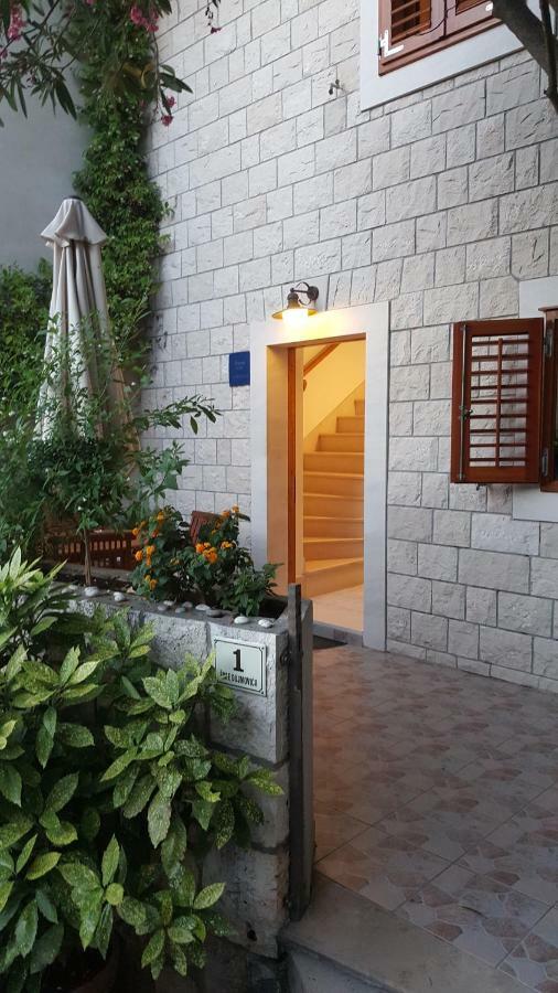 Oleander & Centar Apartma *