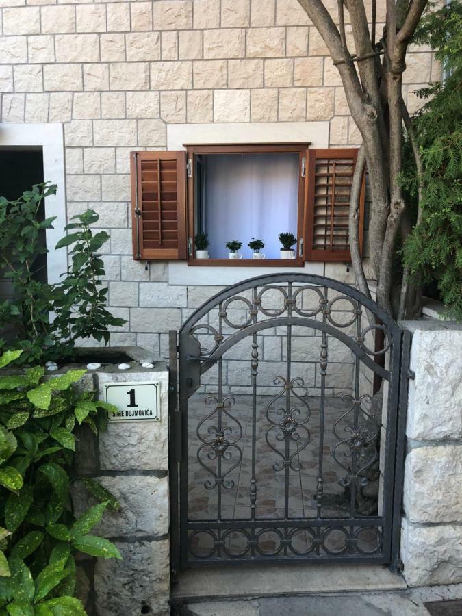 Apartma Oleander & Centar